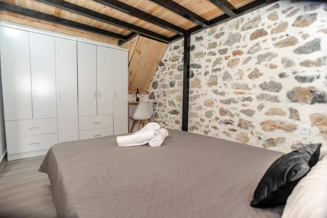 Stone 1 Apartment Kalymnos Town