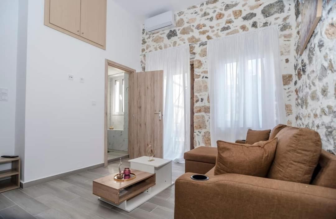 Apartment Stone 1