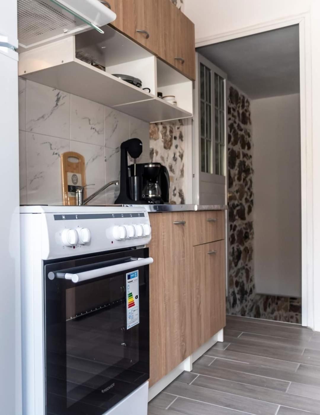 Stone 1 Apartment Kalymnos Town