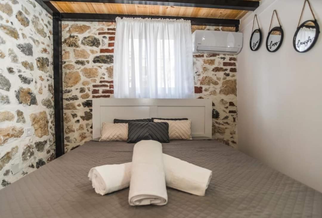 Stone 1 * Kalymnos Town
